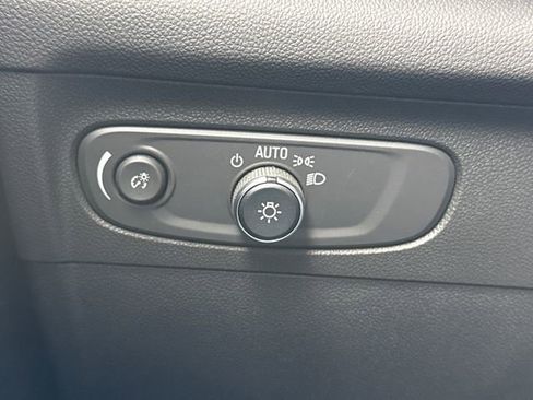 Used 2023 Buick Envision Preferred w/ Sport Touring Package AWD/4WD image 36