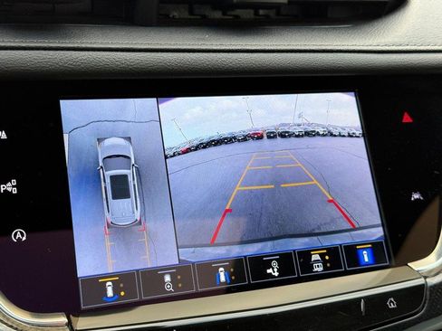 Used 2023 Cadillac XT6 Sport w/ Technology Package image 22