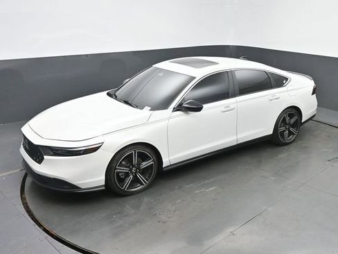Used 2023 Honda Accord Sport image 37