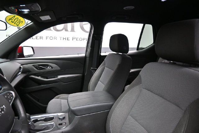 Used 2024 Chevrolet Traverse LT FWD image 17