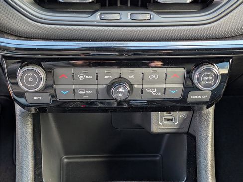 New 2026 Jeep Compass Limited w/ Sun, Sound & Navigation Group image 22