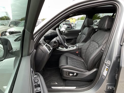 Used 2024 BMW X5 xDrive40i w/ Premium Package AWD/4WD image 10