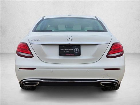Used 2019 Mercedes-Benz E 300 image 6