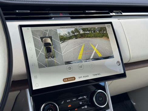 Used 2023 Land Rover Range Rover SE AWD/4WD image 40