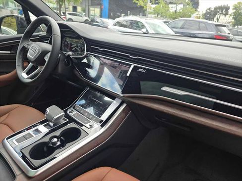 New 2026 Audi Q7 2.0T Premium AWD/4WD image 11