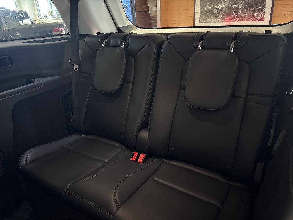 New 2027 Lincoln Aviator AWD image 27