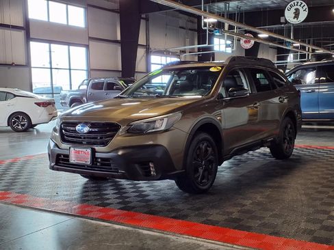 Used 2020 Subaru Outback Onyx Edition XT AWD/4WD image 3