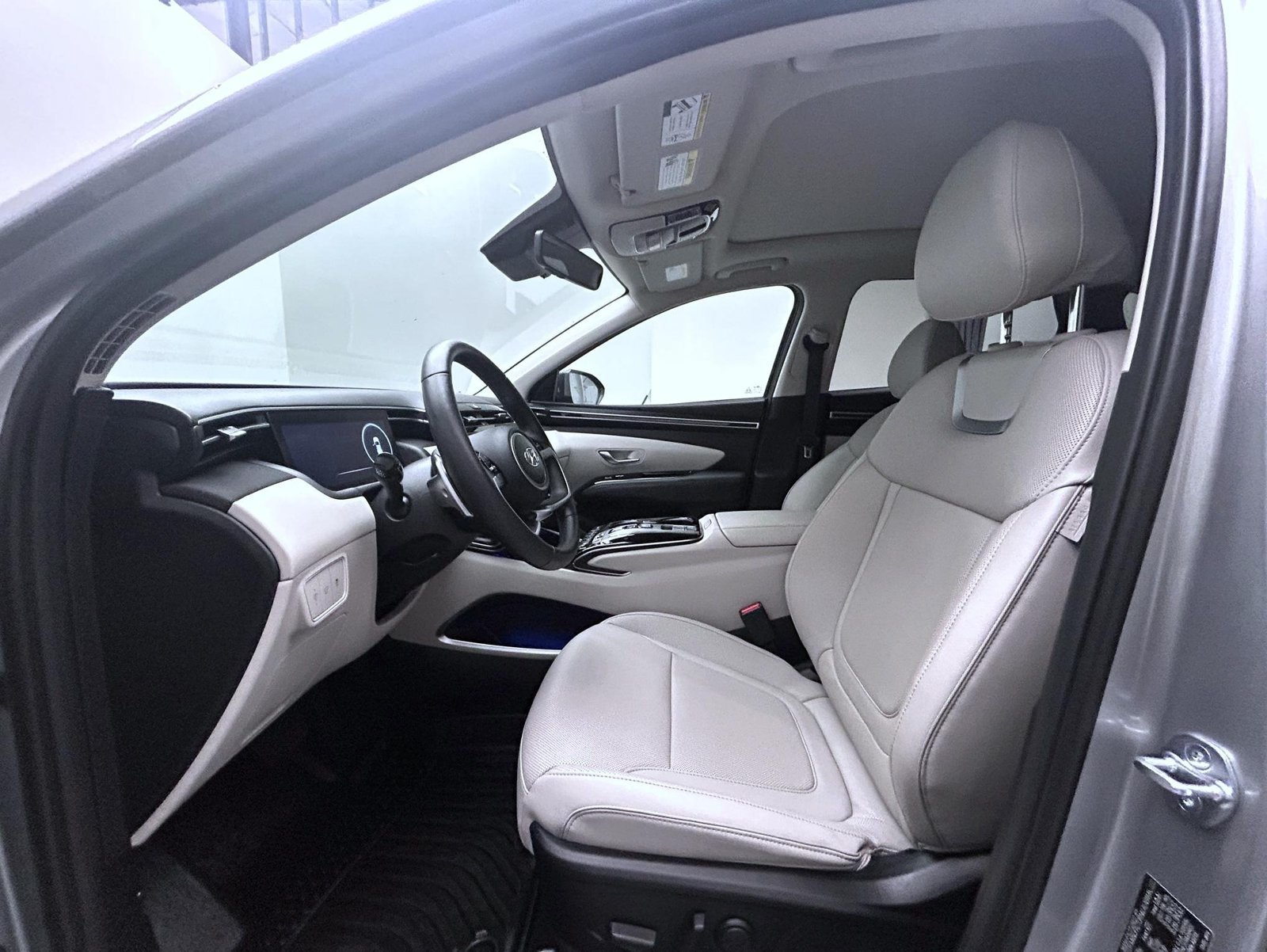 Used 2024 Hyundai Tucson Limited AWD/4WD image 10