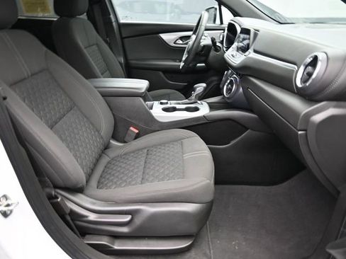 Used 2022 Chevrolet Blazer LT image 31