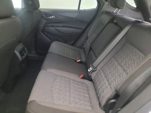 Used 2023 Chevrolet Equinox LT image 18