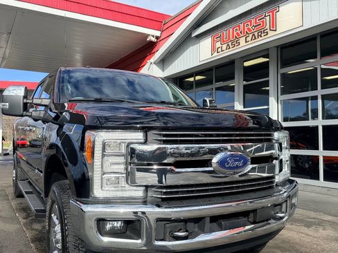 Used 2017 Ford F350 Lariat w/ Lariat Ultimate Package image 16