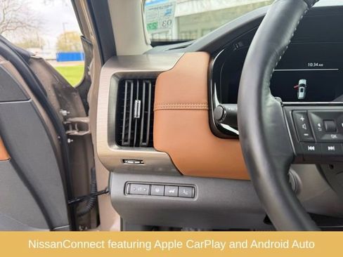 Used 2025 Nissan Pathfinder Platinum image 21