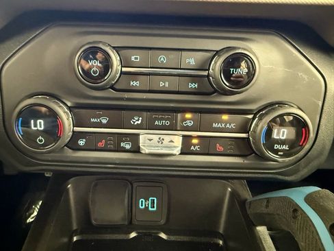 Certified 2023 Ford Bronco Wildtrak image 30