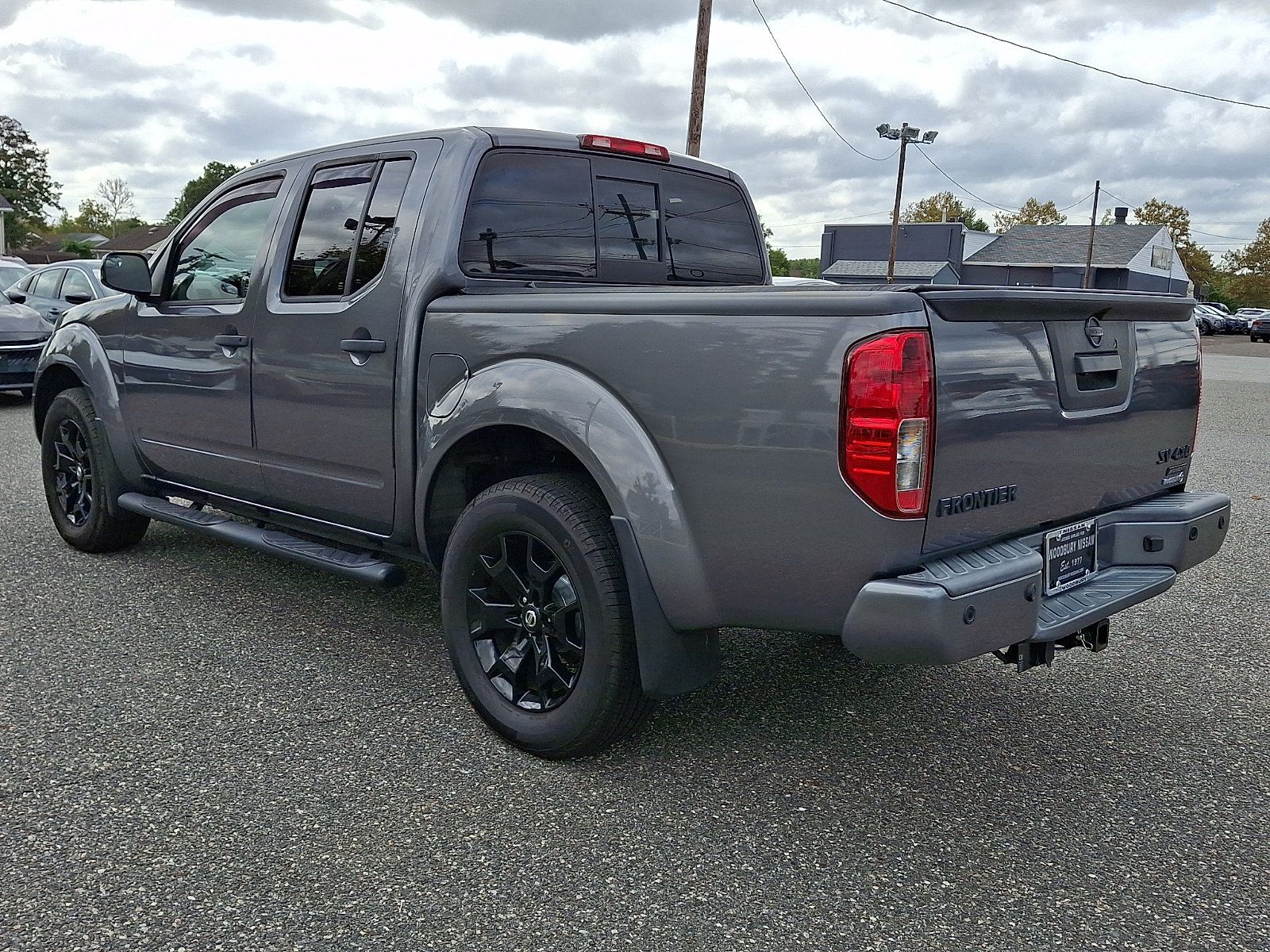 Certified 2021 Nissan Frontier SV w/ Midnight Edition Floor Mats AWD/4WD image 4