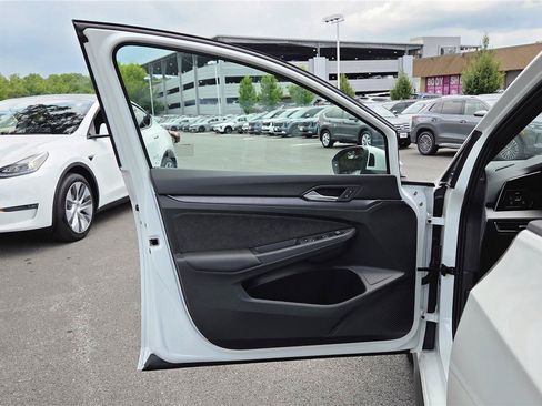 New 2026 Volkswagen GTI SE FWD image 12
