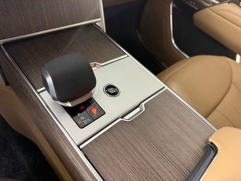 New 2026 Land Rover Range Rover SE image 22