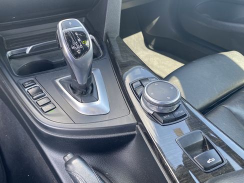 Used 2017 BMW 440i Convertible image 12