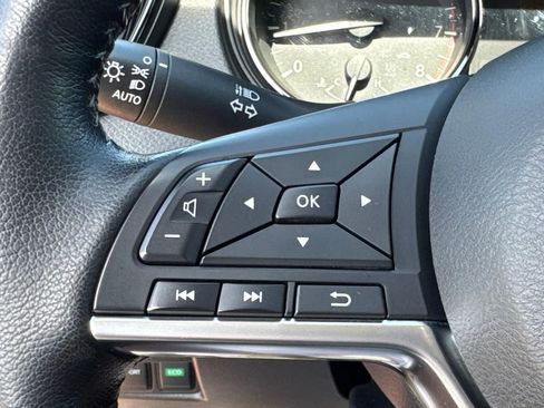 Used 2020 Nissan Rogue Sport SL AWD/4WD image 19
