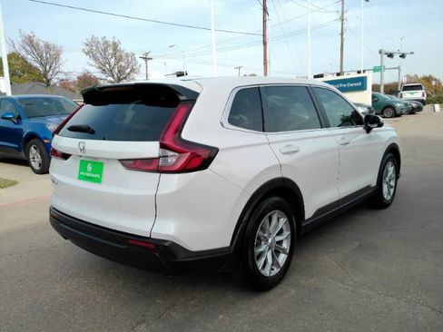 Used 2024 Honda CR-V EX-L image 8