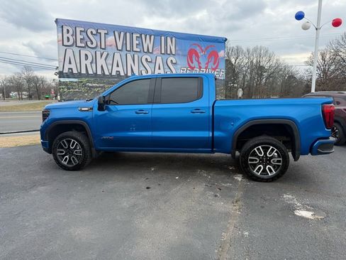 Used 2023 GMC Sierra 1500 AT4 w/ Technology Package image 9