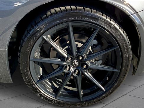 Used 2023 Toyota GR86 Premium image 9