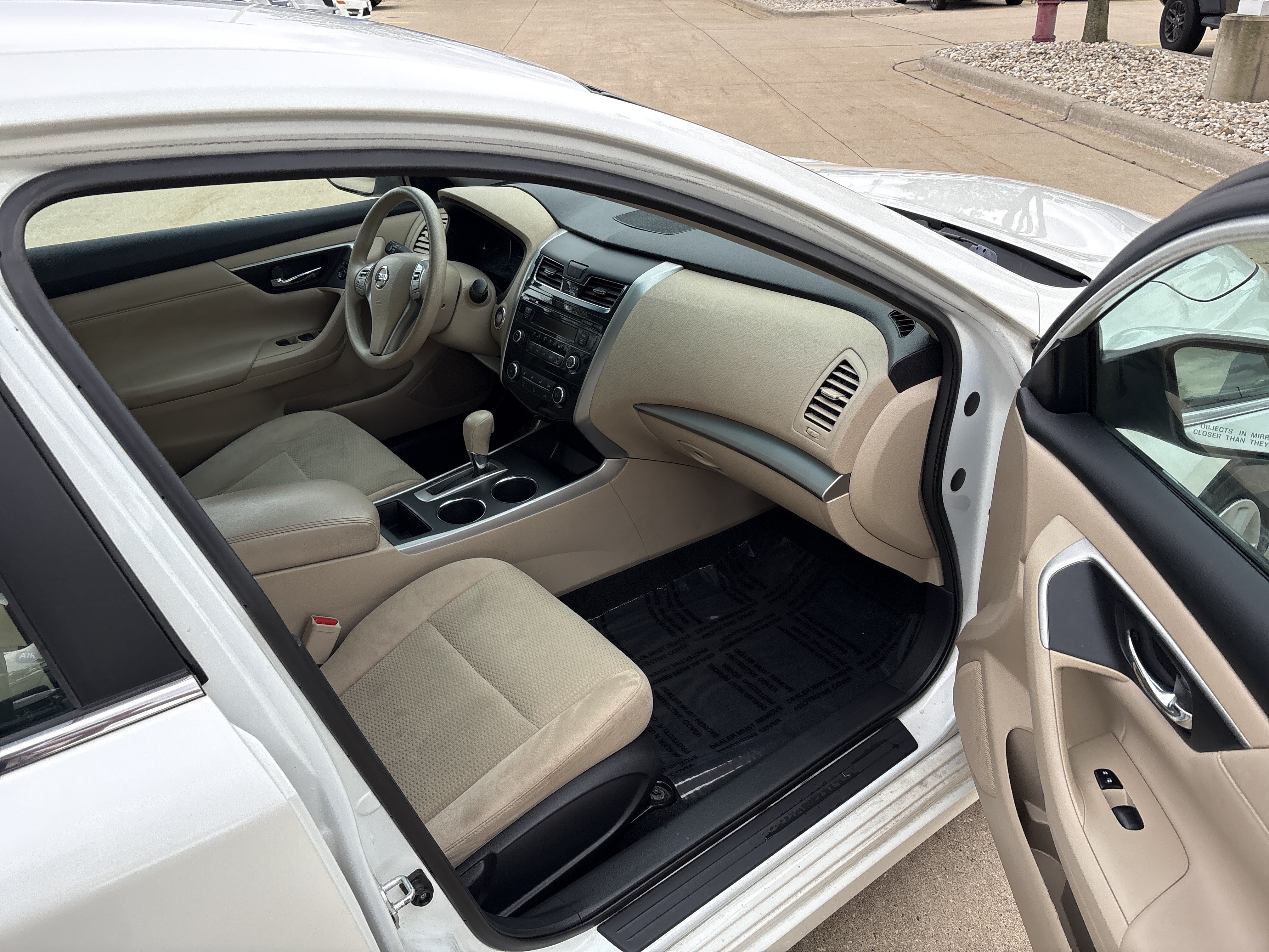 Used 2015 Nissan Altima 2.5 S w/ Power Driver Seat Package FWD image 13