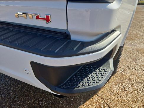 Used 2024 GMC Sierra 2500 AT4 w/ AT4 Premium Plus Package image 14