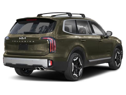 Used 2024 Kia Telluride EX w/ EX Captain's Chair Package AWD/4WD image 2