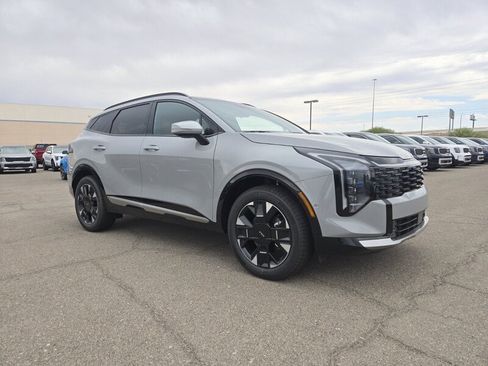 New 2026 Kia Sportage SX image 2