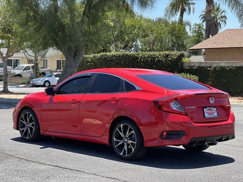 Used 2021 Honda Civic Sport image 2