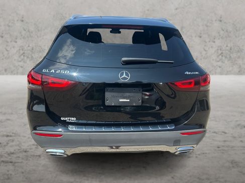 Used 2022 Mercedes-Benz GLA 250 4MATIC w/ Premium Package Lite image 14