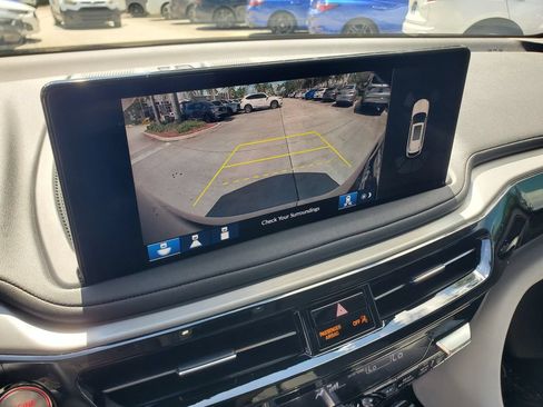 Used 2025 Acura MDX FWD w/ Technology Package image 28