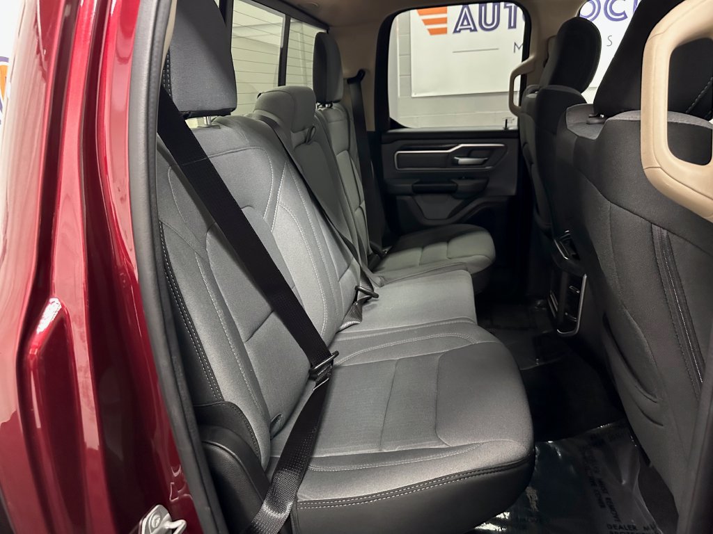 Used 2020 RAM 1500 Big Horn AWD/4WD image 21