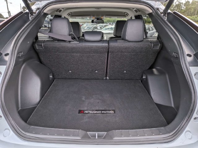 Used 2025 Mitsubishi Eclipse Cross SE AWD/4WD image 12