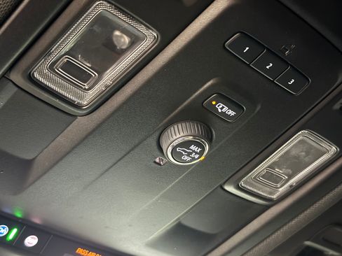 Used 2021 Chevrolet Suburban RST image 31