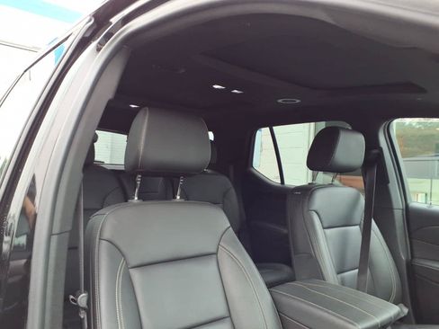 Certified 2023 Chevrolet Traverse LT w/ LT Premium Package AWD/4WD image 23