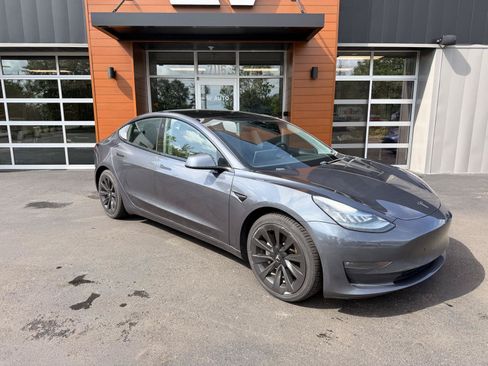 Used 2021 Tesla Model 3 Long Range AWD/4WD image 2