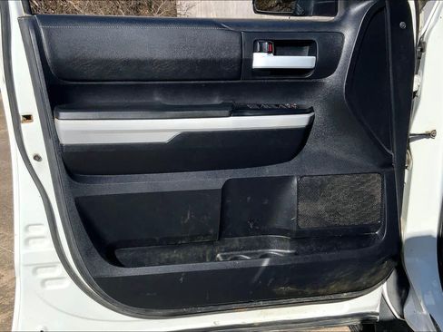 Used 2019 Toyota Tundra SR5 image 20