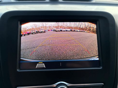 Used 2020 Chevrolet Equinox LS image 22