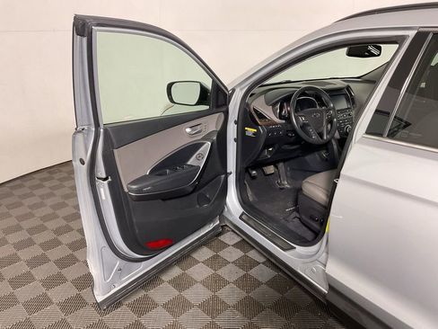 Used 2018 Hyundai Santa Fe Sport w/ 2.4L Tech Package 04 AWD/4WD image 21