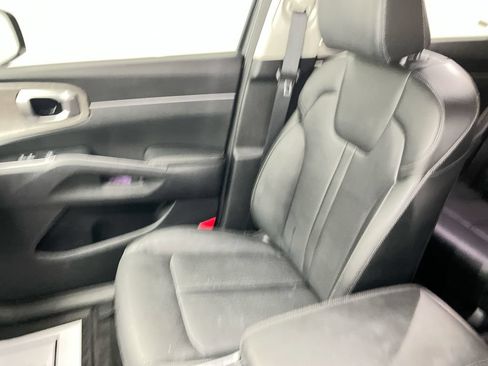 Used 2021 Kia Sorento EX w/ Panoramic Sunroof Package AWD/4WD image 11