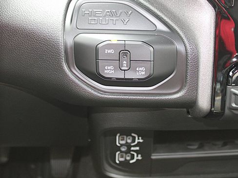 Used 2025 RAM 2500 Tradesman AWD/4WD image 37