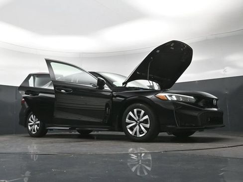 Certified 2026 Honda Civic LX image 33
