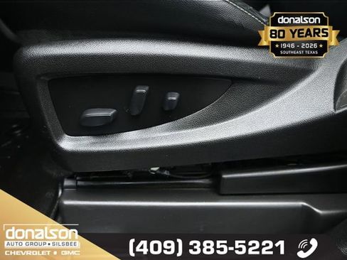 Used 2019 Chevrolet Suburban LT image 7
