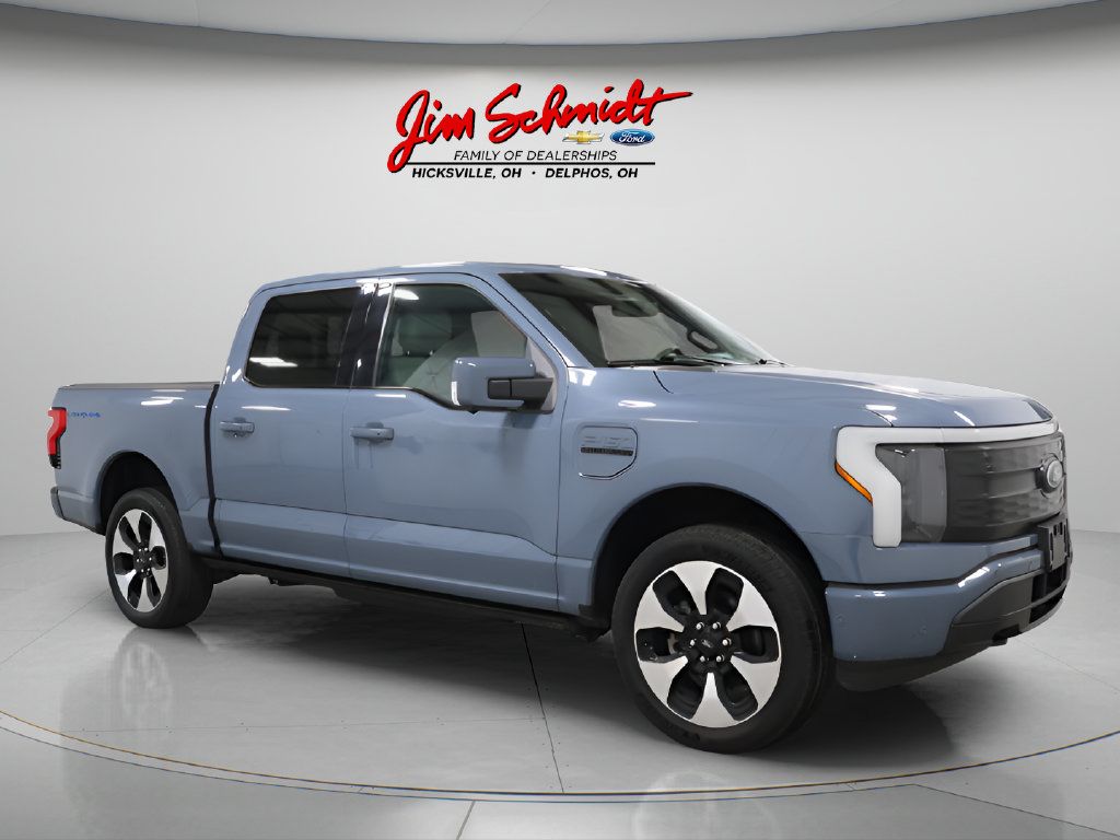 Used 2023 Ford F150 Lightning Platinum AWD/4WD image 2