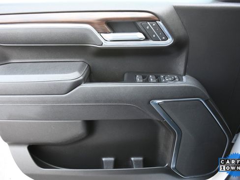 Used 2025 GMC Sierra 1500 SLT image 14