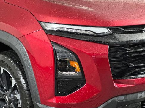 Certified 2026 Chevrolet Equinox RS w/ Convenience Package III AWD/4WD image 6