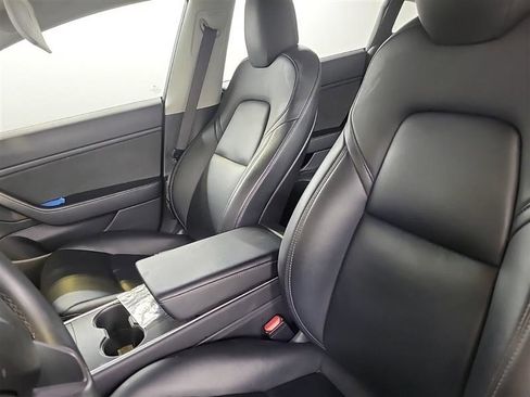 Used 2018 Tesla Model 3 Long Range image 6
