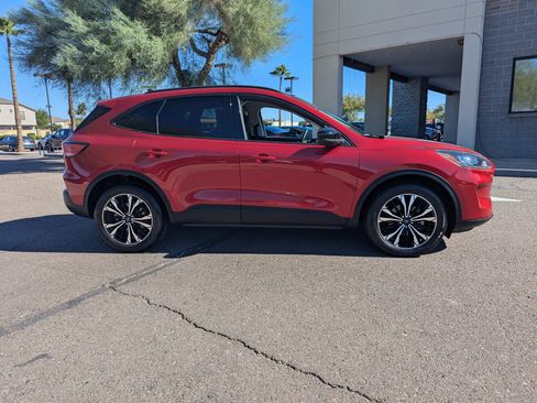 Used 2022 Ford Escape SEL w/ SEL Stealth AWD Package image 2