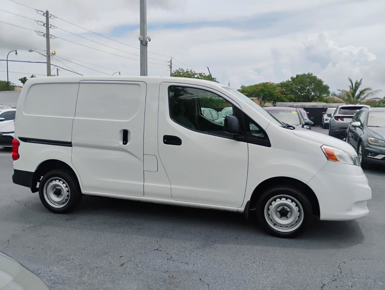 Used 2020 Nissan NV200 S w/ Back Door Glass Package FWD image 22
